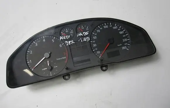 Audi A4 S4 B5 8D Speedometer (instrument cluster) 8D0919861C