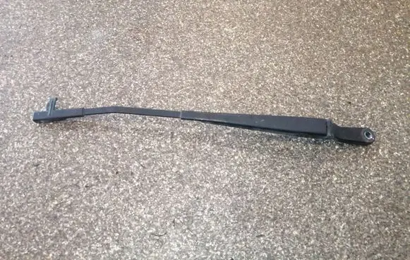 Peugeot 407 Front wiper blade arm