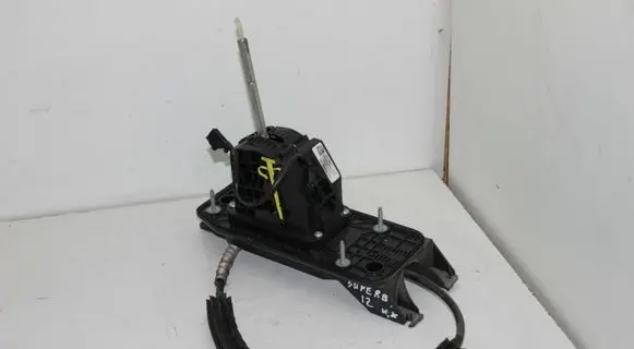 Skoda Superb B6 (3T) Gear selector 3C2713025AC