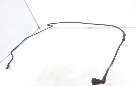 Volvo V70 Engine coolant pipe/hose 8G918K012CE