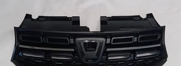 Dacia Sandero II Front grill 623107554R