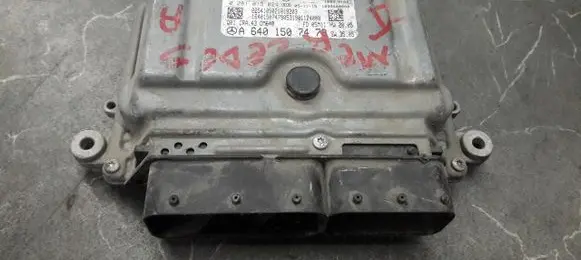 Mercedes-Benz A W169 Engine control unit/module ECU 0281013024