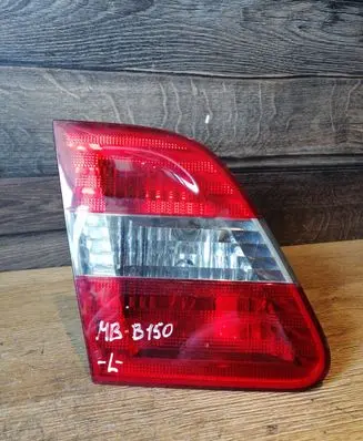 Mercedes-Benz B W245 Tailgate rear/tail lights