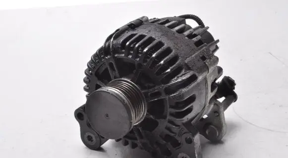 Skoda Fabia Mk2 (5J) Generator/alternator 03C903023G