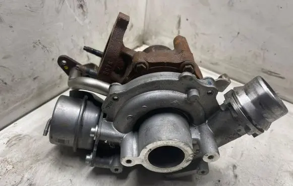 Nissan Qashqai+2 Turbo 16411014770