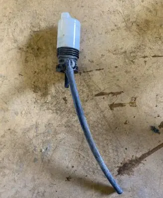 Volvo XC60 Windscreen/windshield washer pump 1028284