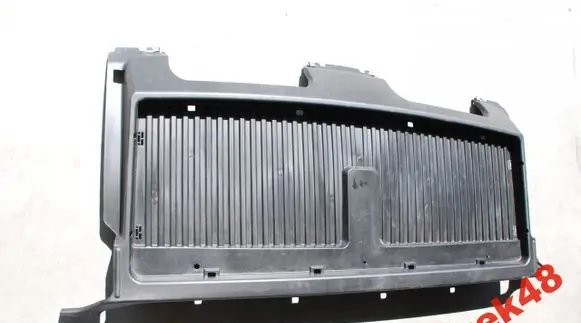 Parcel shelf