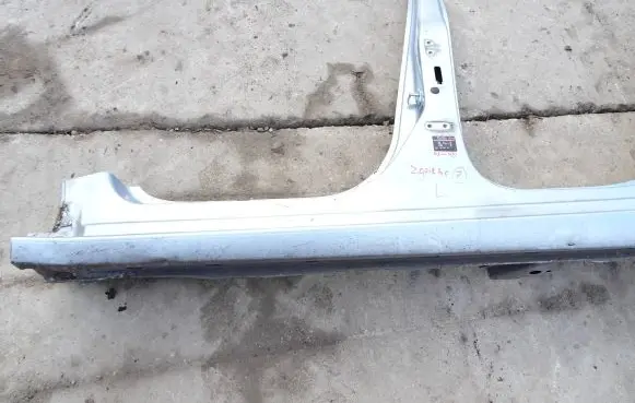 Opel Zafira C Sill