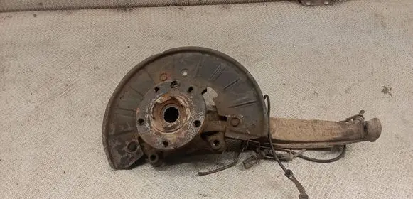 Audi Q7 4L Front wheel hub spindle knuckle 