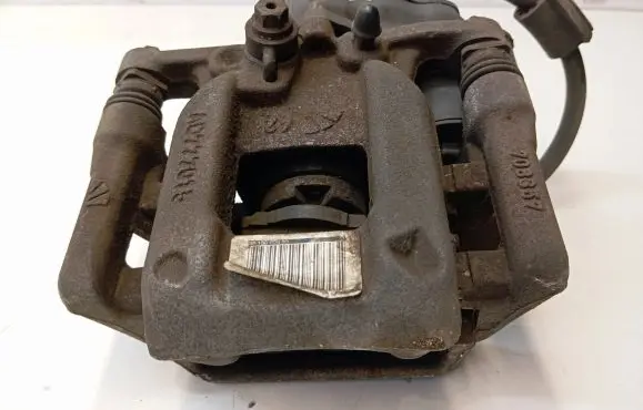 Peugeot 3008 II Rear brake caliper 9819060980