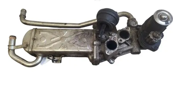 Volkswagen Golf VI EGR valve 03L131512BH