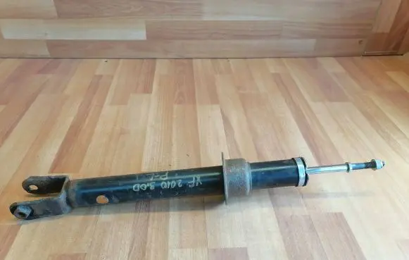 Jaguar XF X250 Front shock absorber/damper 8X2318045BB C2Z5527 8X2318045BC