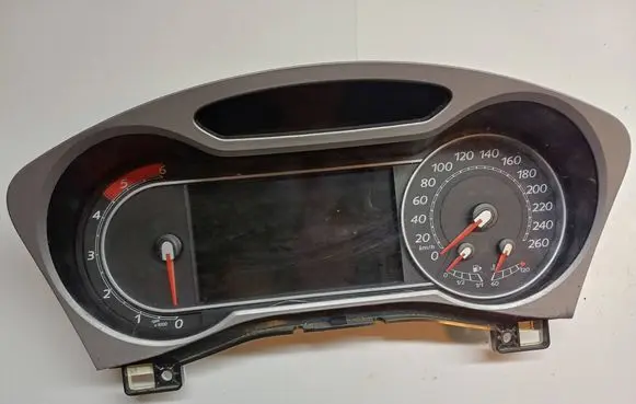 Speedometer (instrument cluster)