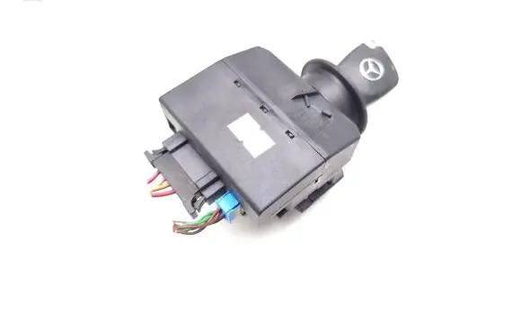 Mercedes-Benz C W203 Ignition lock 2095451908