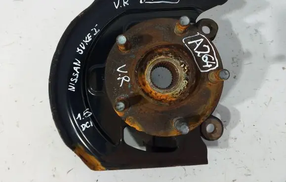Nissan Juke I F15 Front wheel hub spindle knuckle 400141KK0H