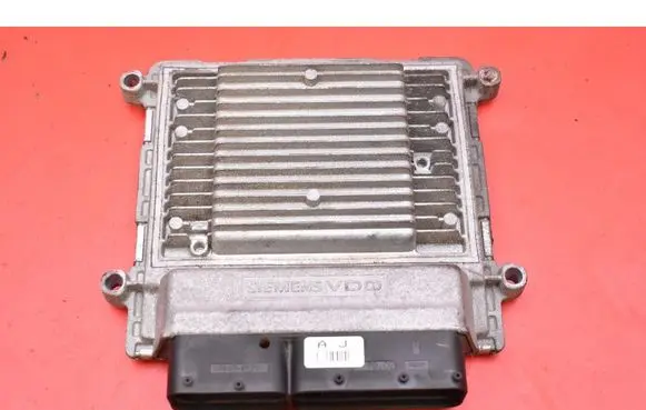 KIA Carens II Engine control unit/module ECU 39112-25050