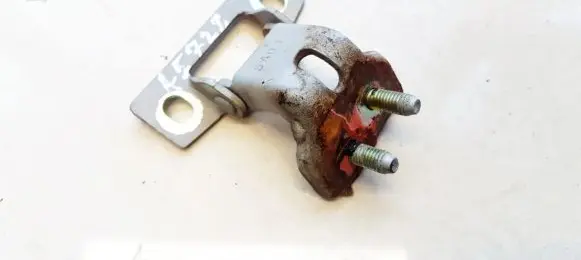 Chevrolet Tacuma Tailgate/trunk/boot hinge
