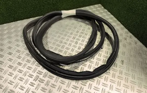 Ford Transit Custom Front door rubber seal BK21V20708AD