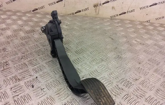 Jeep Renegade Accelerator throttle pedal 51942427 6PV01017519