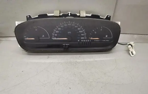 Chrysler Grand Voyager III Speedometer (instrument cluster) P04685627 04685627
