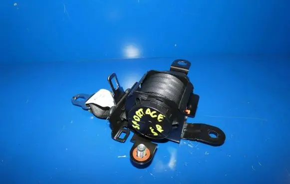KIA Sportage Middle seatbelt (rear) 