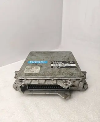 BMW 5 E34 Engine control unit/module 2244734 0281001183 2244875