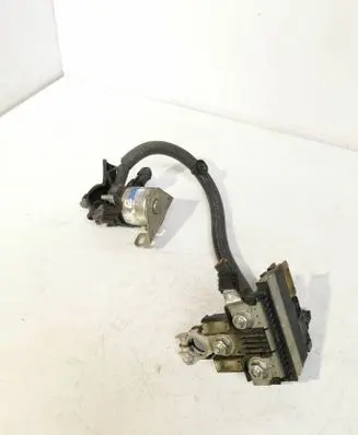 Nissan Juke I F15 Ignition relay GX250244 251151KB0A