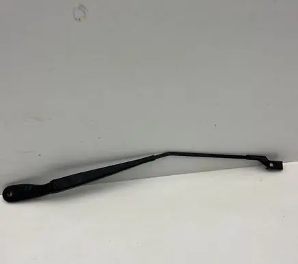 Volvo V50 Front wiper blade arm 31253997