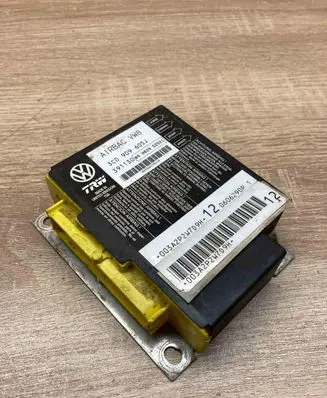 Volkswagen PASSAT B6 Airbag control unit/module 3C0909605J