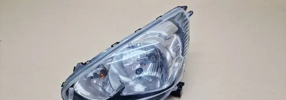 Mitsubishi Space Star Headlight/headlamp 8301C193