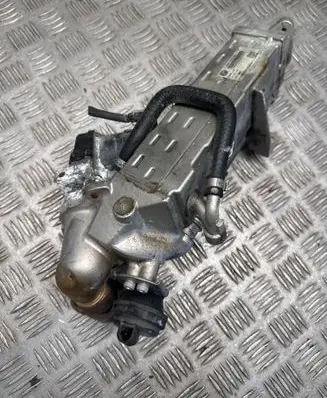 BMW 5 F10 F11 EGR valve cooler 7823210 110716