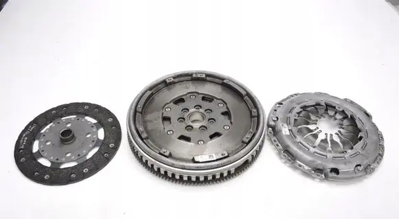 Renault Captur Clutch set kit 302104374R 123107790R 301010007R