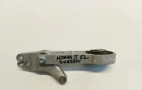 Opel Mokka B Gearbox mounting bracket 9826468580