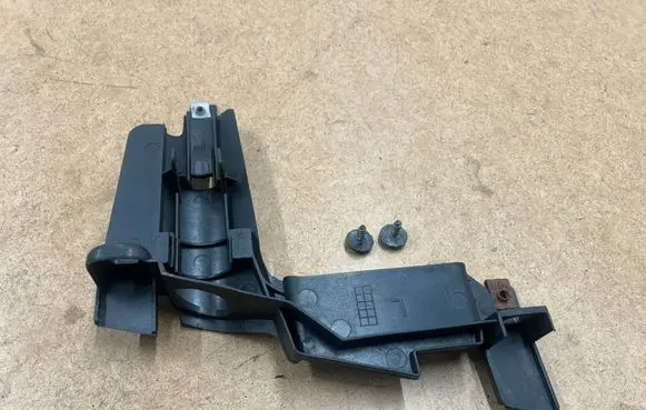 BMW 3 E46 Headlight/headlamp mounting bracket 63128380187 8380187 63126975083