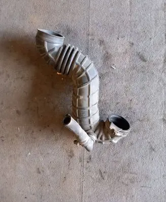 Audi A6 S6 C4 4A Air intake hose/pipe 4A0145747
