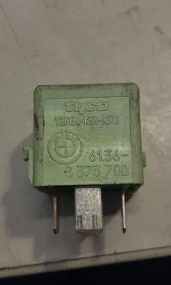 BMW 7 E38 Other relay 8373700