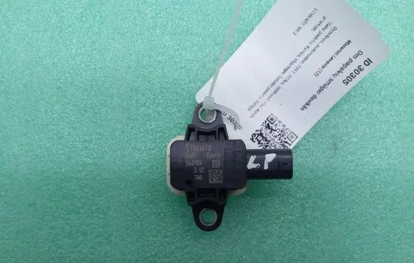 Maserati Levante Airbag deployment crash/impact sensor 51943478