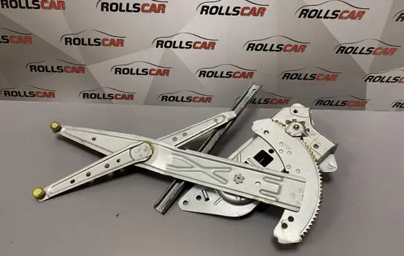 Renault Kangoo I Front door manual window regulator 8200157036