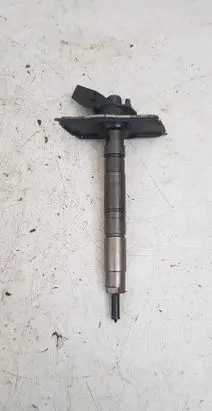 Audi A4 S4 B8 8K Fuel injector 059130277AR