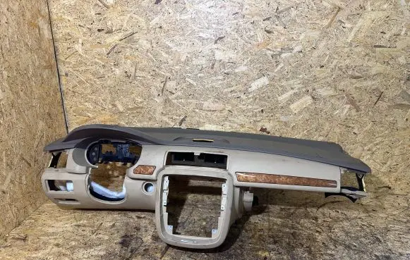 Mercedes-Benz R W251 Dashboard A2516800587