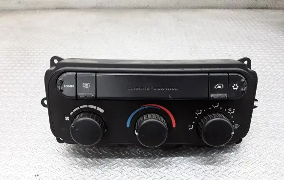 Chrysler Voyager Climate control unit 05005038AA
