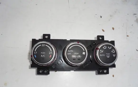 Suzuki SX4 Climate control unit