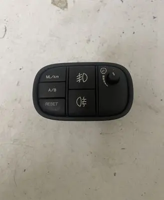 Jaguar S-Type Fog light switch 2R8311654