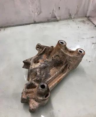 Skoda Karoq Engine mounting bracket 05l199207