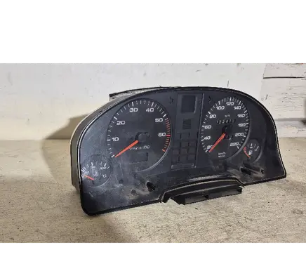 Audi 80 90 S2 B4 Speedometer (instrument cluster) 8A0919033