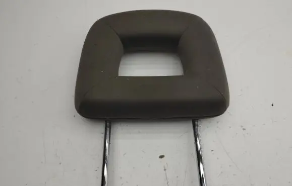 Audi A2 Front seat headrest 