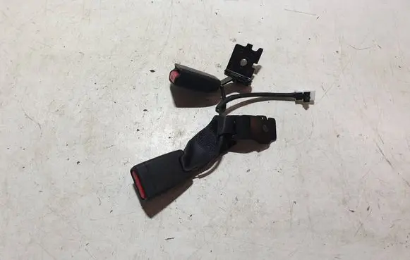Hyundai Kona I Rear seatbelt buckle 1147163