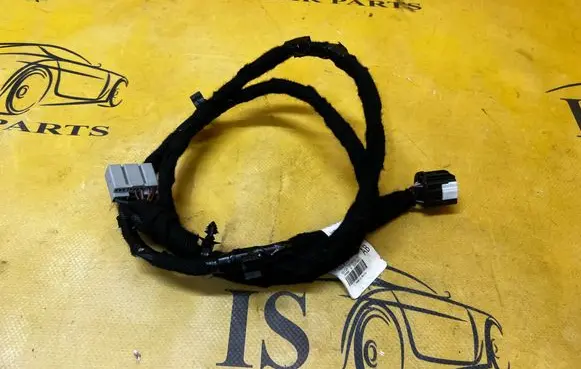 Ford Fusion II Wiring harness HG9T15C670AB HG9T-15C670-AB