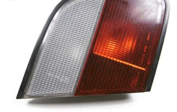 Nissan Almera Rear/tail lights