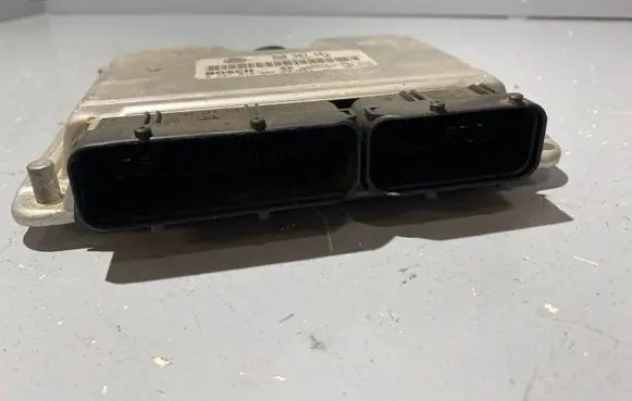Skoda Superb B5 (3U) Engine control unit/module 3U0907401 1039S00224 0281010905